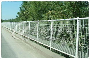 供应高速公路护栏网,框架护栏网,铁路护栏网